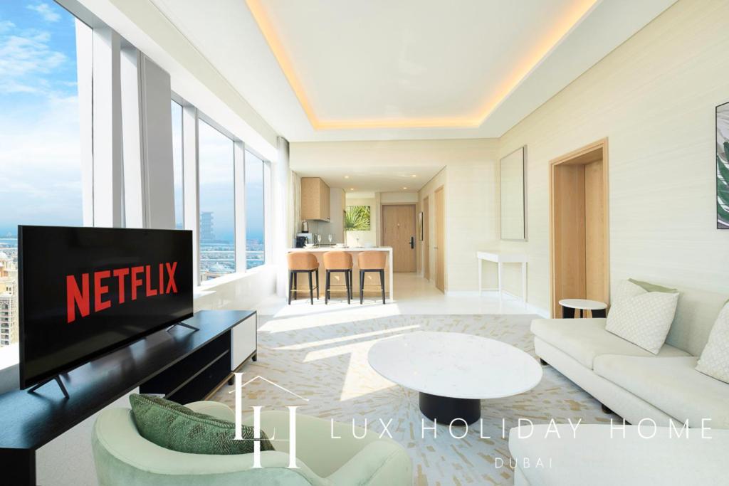 Lux Iconic Views At The Palm Tower 1 Apartment *